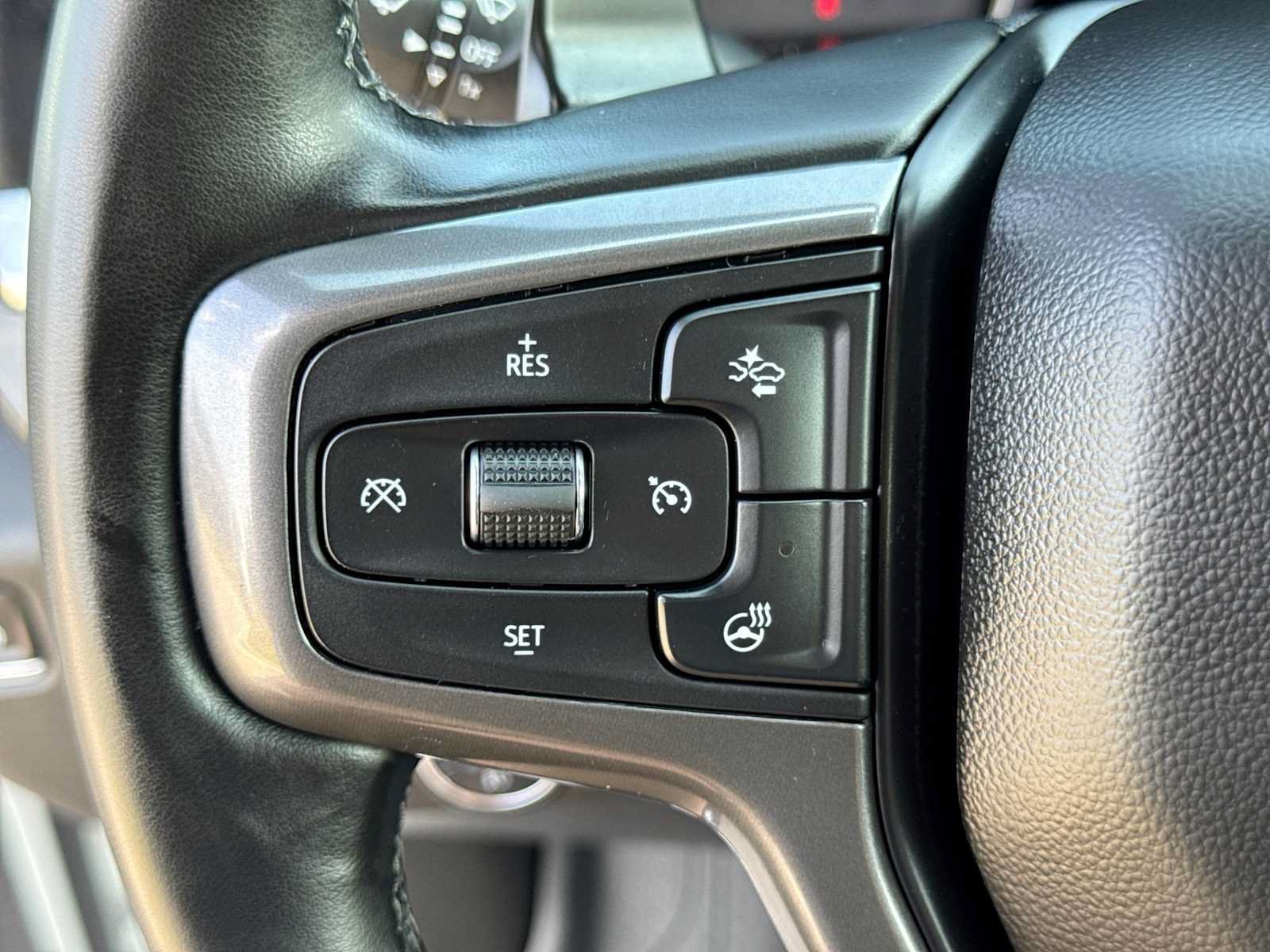 Used 2024 Chevrolet Silverado 1500 High Country w/ High Country Premium Package AWD/4WD image 24
