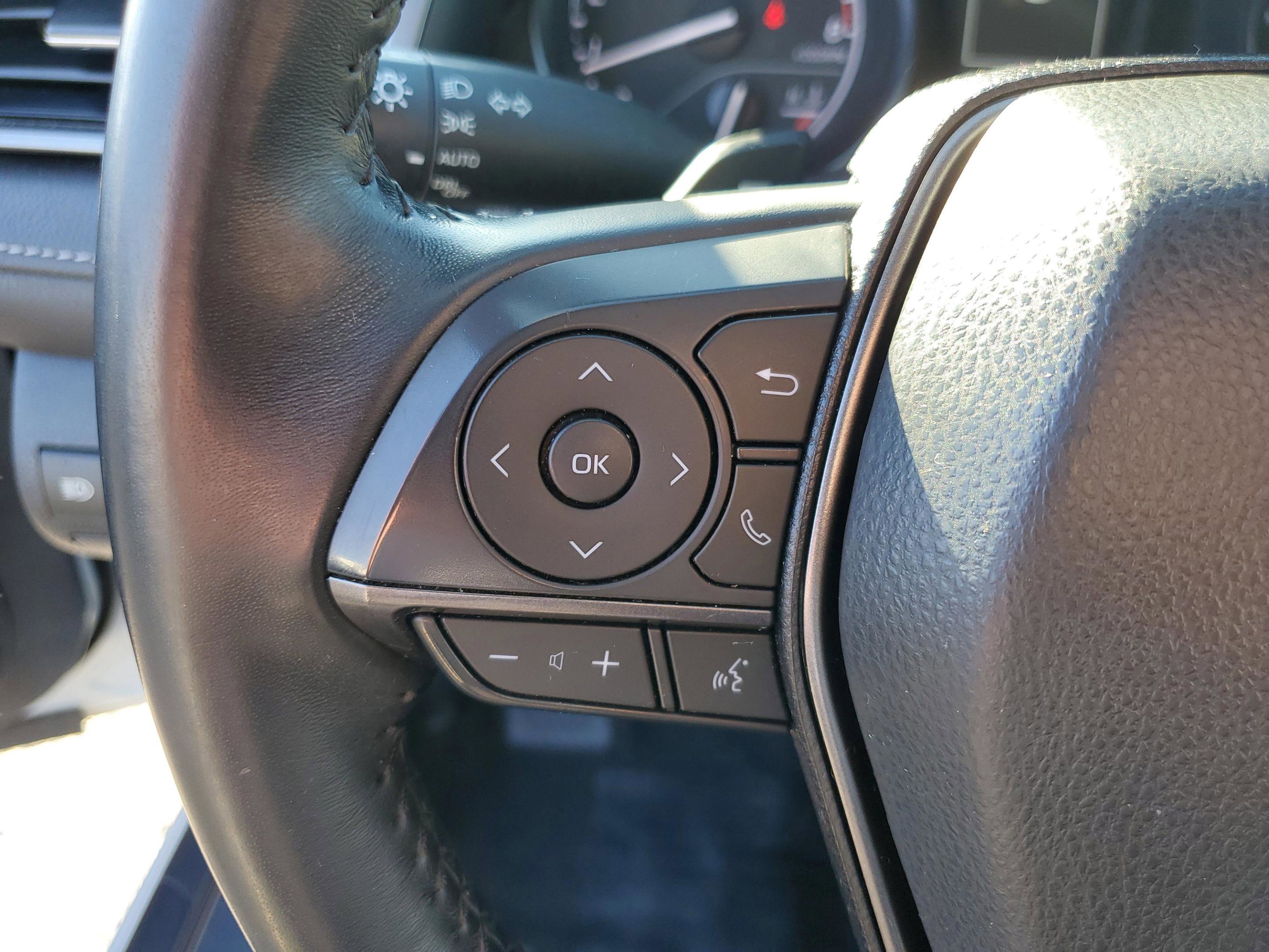 Used 2024 Toyota Camry SE image 23