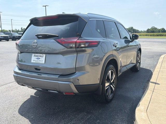 Used 2024 Nissan Rogue SL w/ SL Premium Package FWD image 5