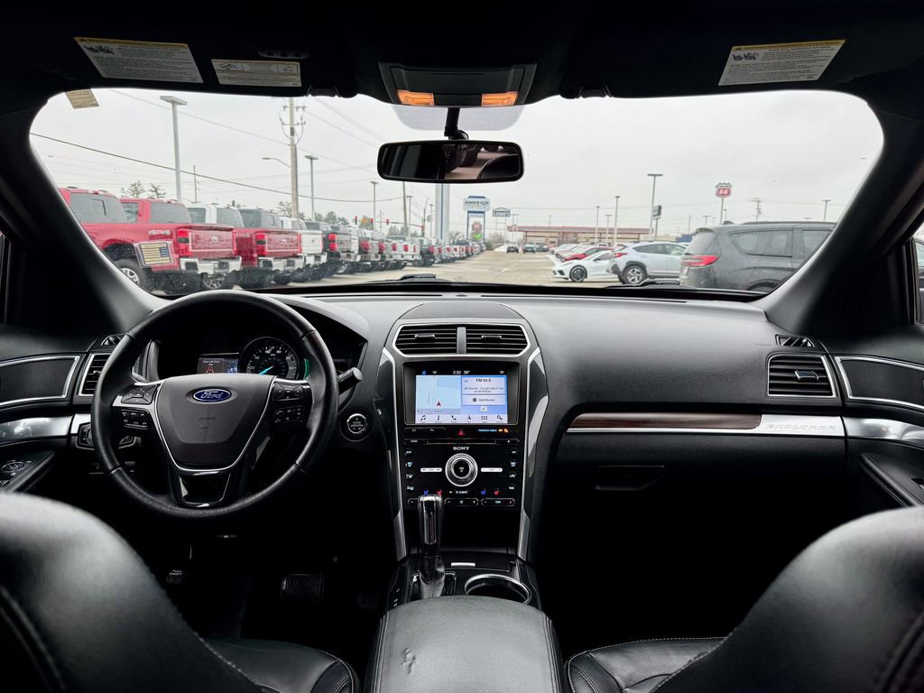 Certified 2017 Ford Explorer Limited image 35