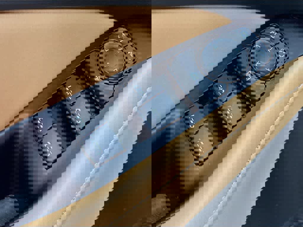 Used 2020 Buick Enclave Essence w/ Trailering Package, 5000 lbs. image 29