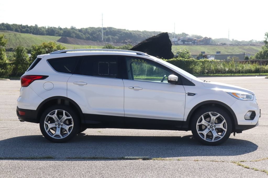 Certified 2019 Ford Escape Titanium AWD/4WD image 10
