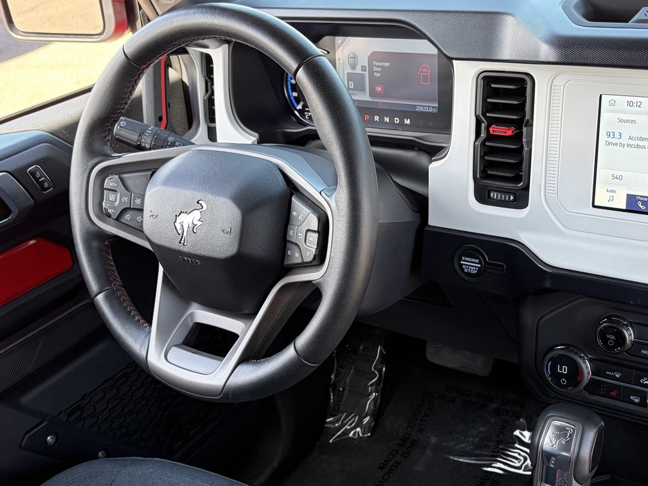 Certified 2023 Ford Bronco Heritage Edition AWD/4WD image 14
