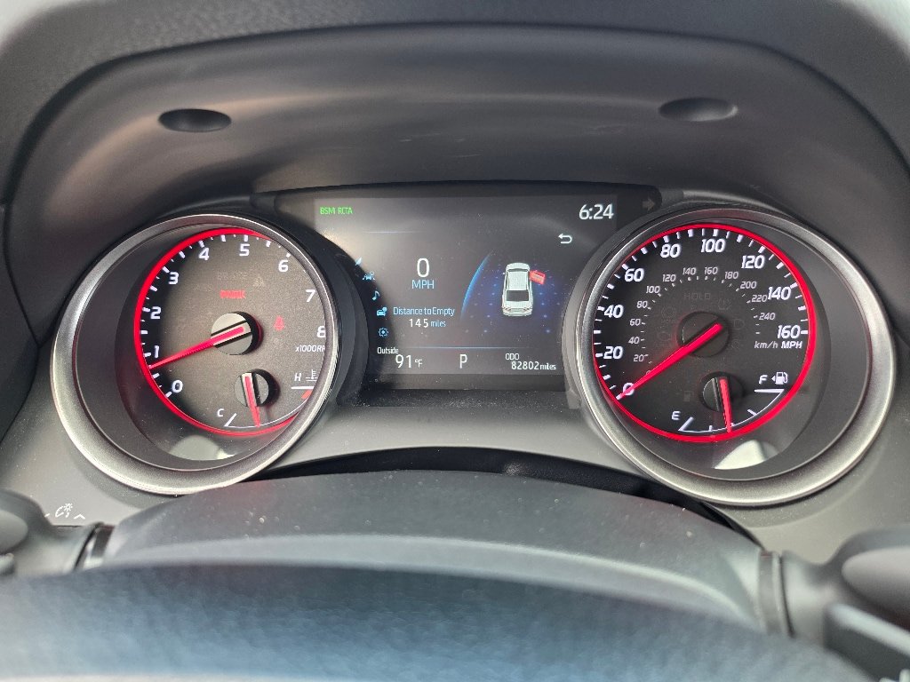 Used 2023 Toyota Camry XSE FWD image 3