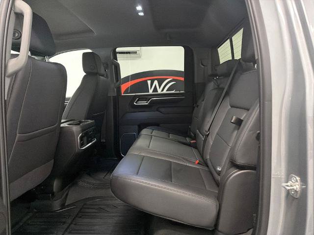 Used 2026 GMC Sierra 2500 SLT w/ SLT Premium Package AWD/4WD image 12