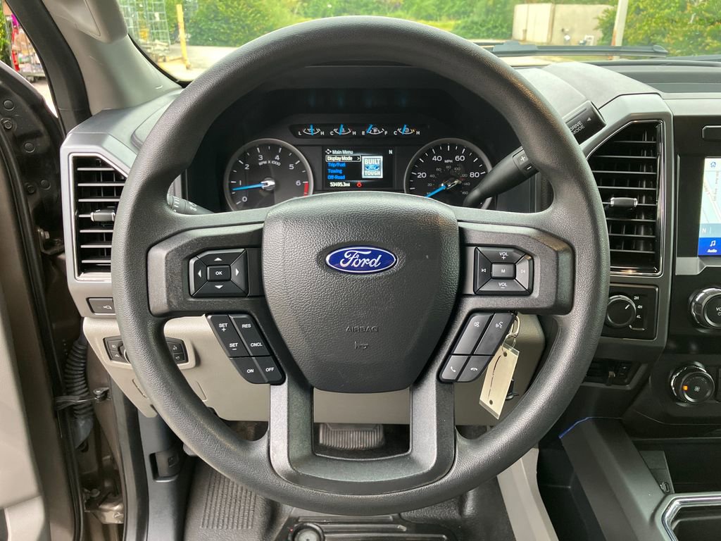 Certified 2022 Ford F350 XLT w/ XLT Premium Package image 16