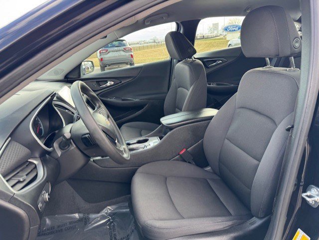 Used 2023 Chevrolet Malibu LT image 13