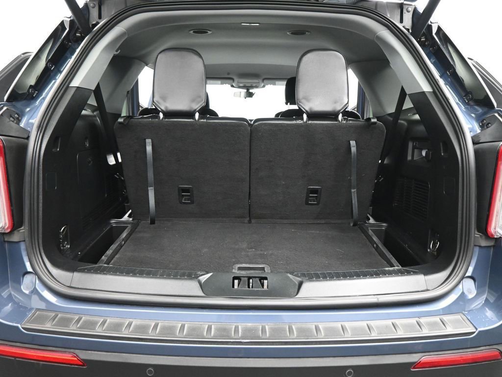 Certified 2021 Ford Explorer XLT w/ Equipment Group 202A image 50