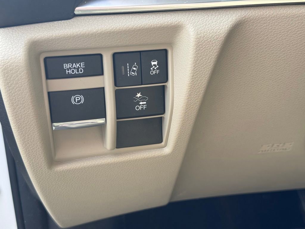 Used 2017 Acura MDX SH-AWD w/ Technology Package image 39