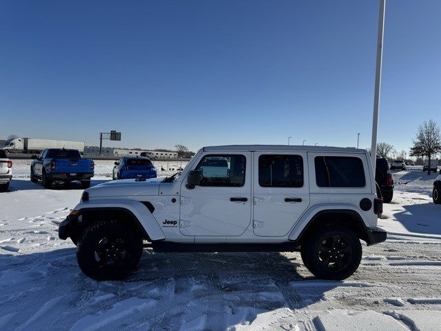 Used 2023 Jeep Wrangler Unlimited Sahara image 5