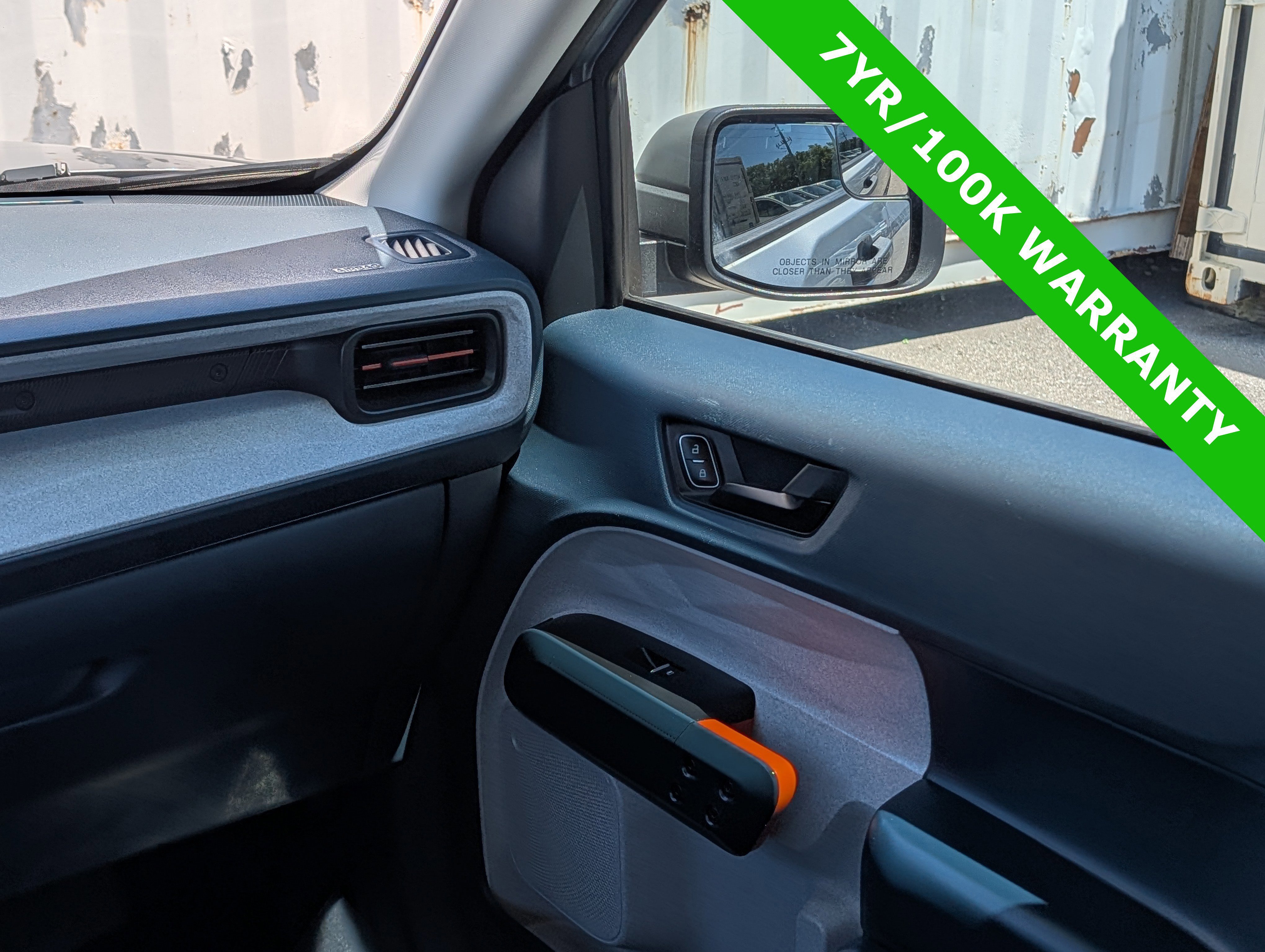 Certified 2024 Ford Maverick XLT image 17