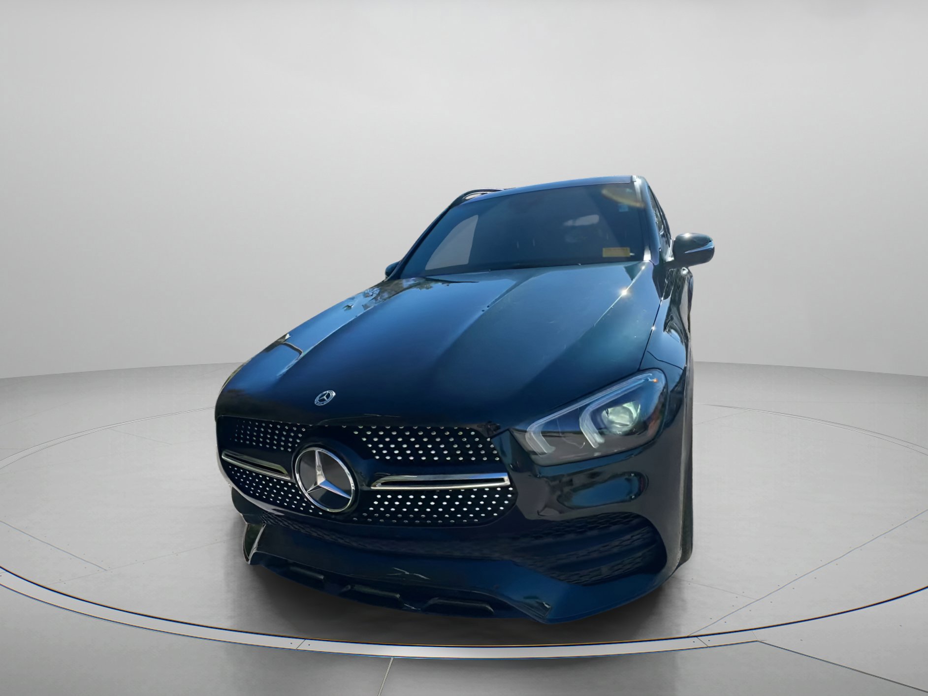 Used 2022 Mercedes-Benz GLE 350 4MATIC image 2