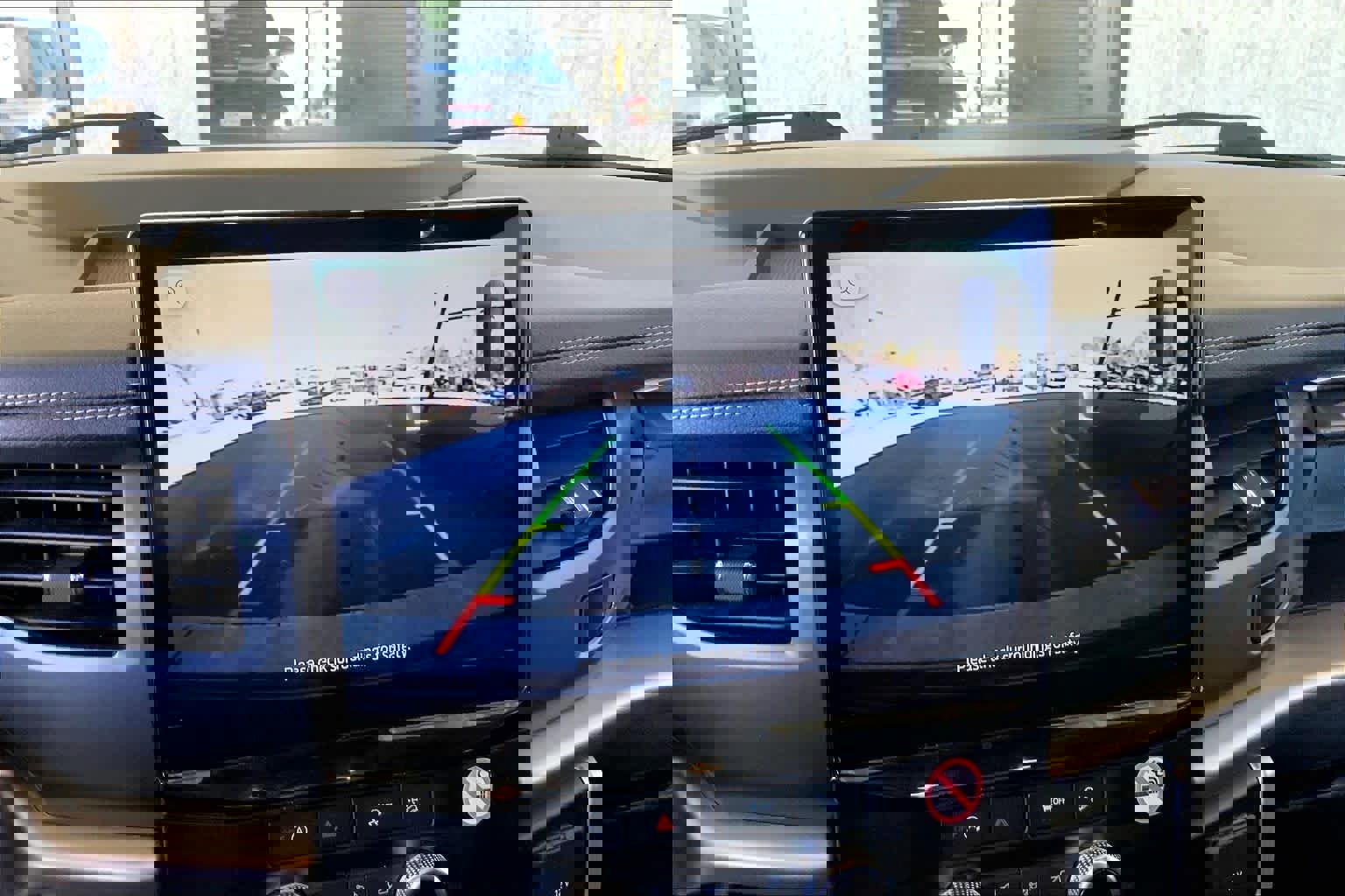 Certified 2024 Ford Expedition Max XLT image 24