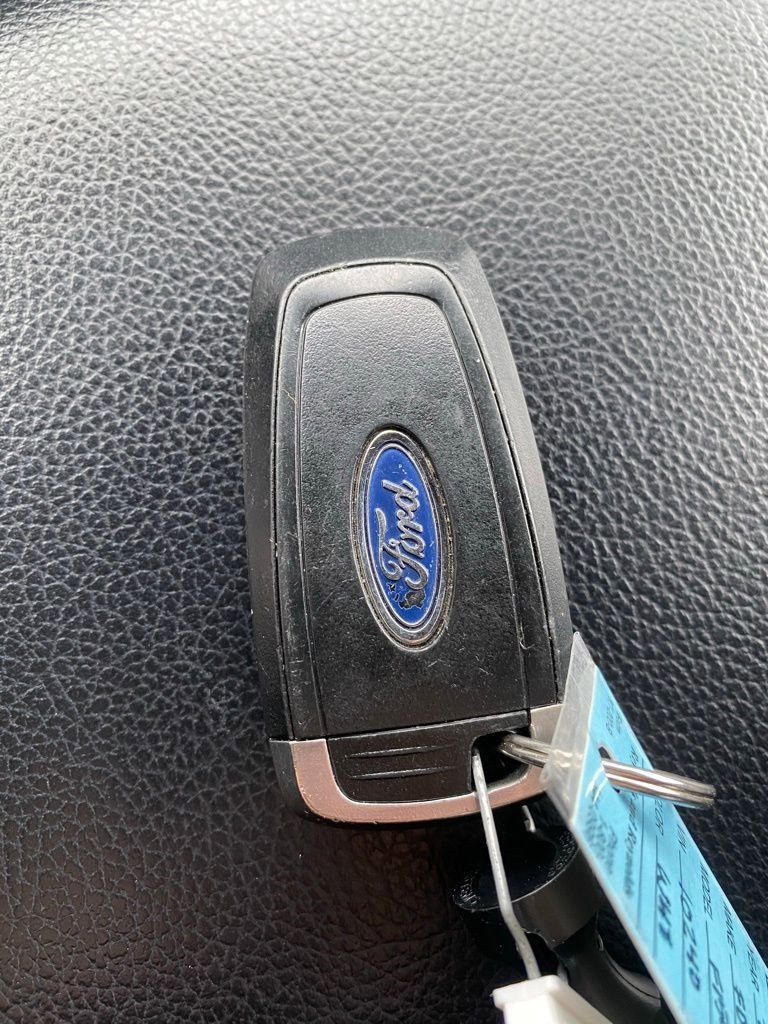 Certified 2020 Ford F150 Lariat w/ Equipment Group 502A Luxury AWD/4WD image 25