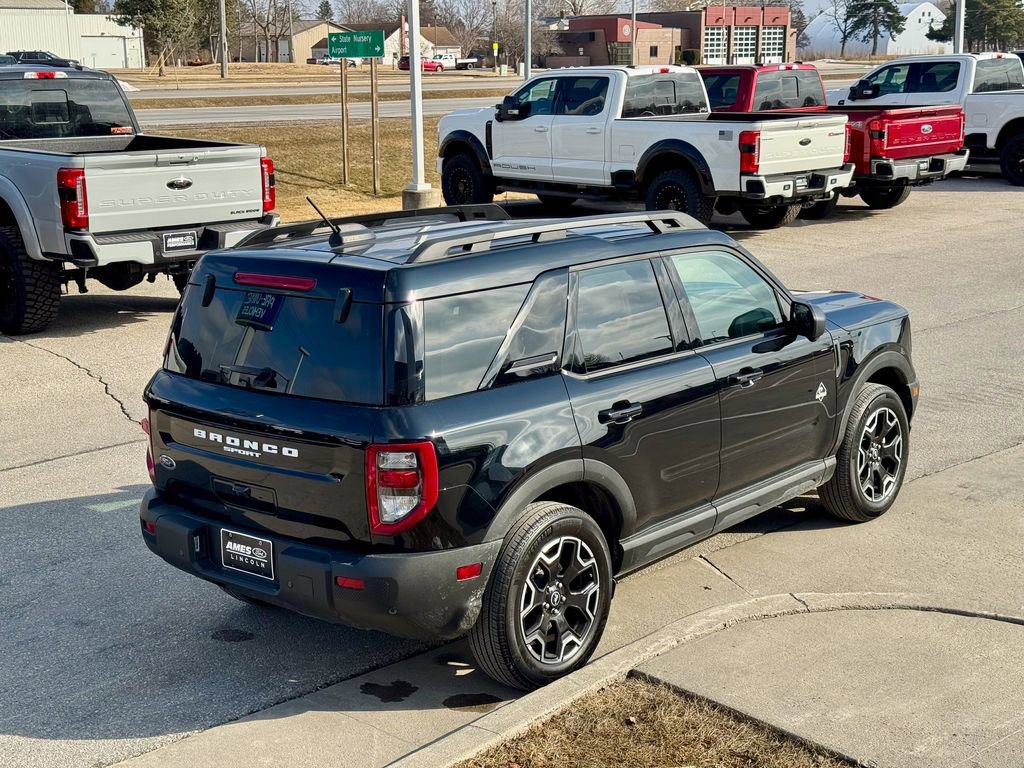 Certified 2025 Ford Bronco Sport Outer Banks w/ Outer Banks Tech Package+ image 3