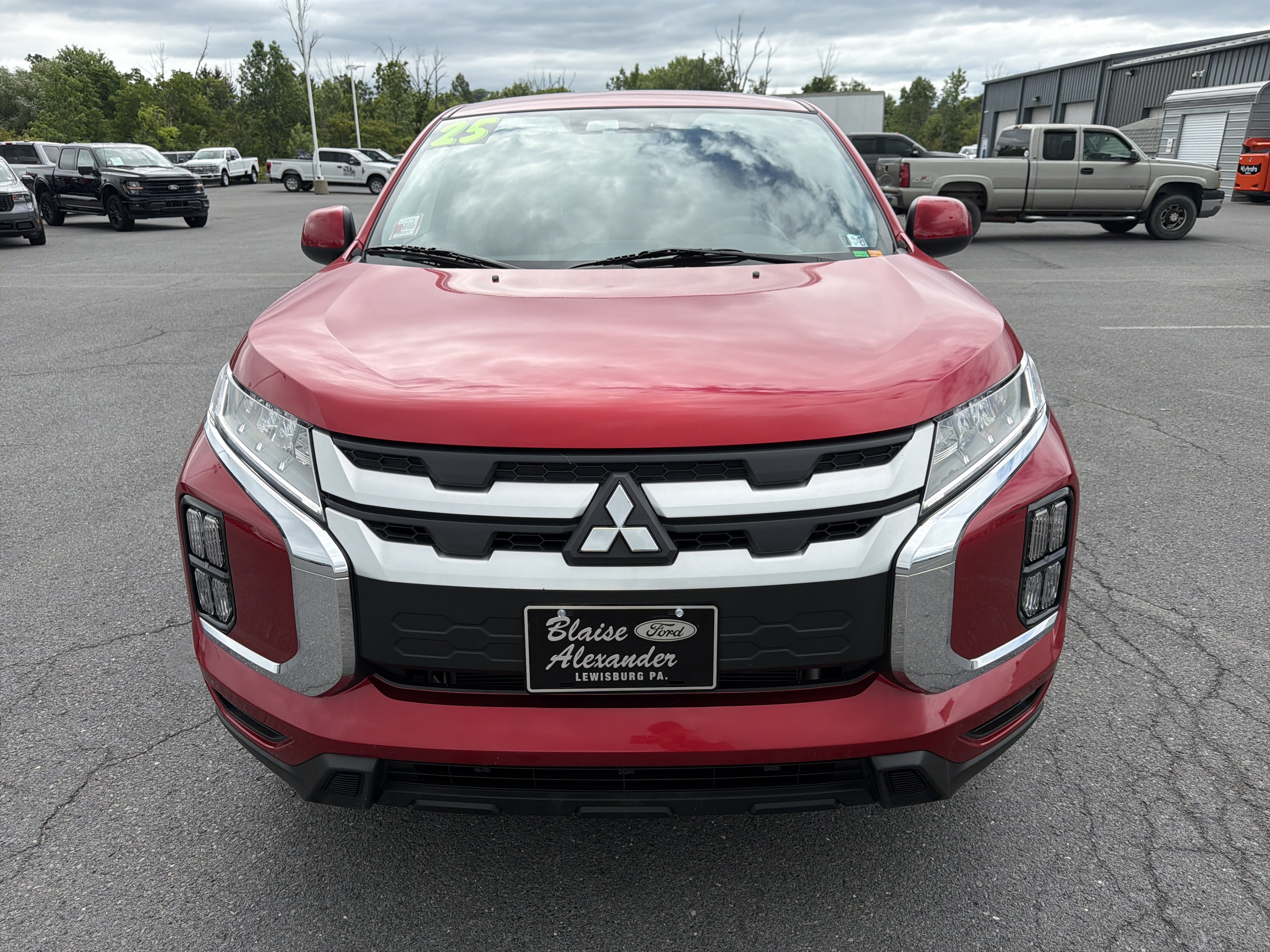 Used 2025 Mitsubishi Outlander Sport AWD image 9