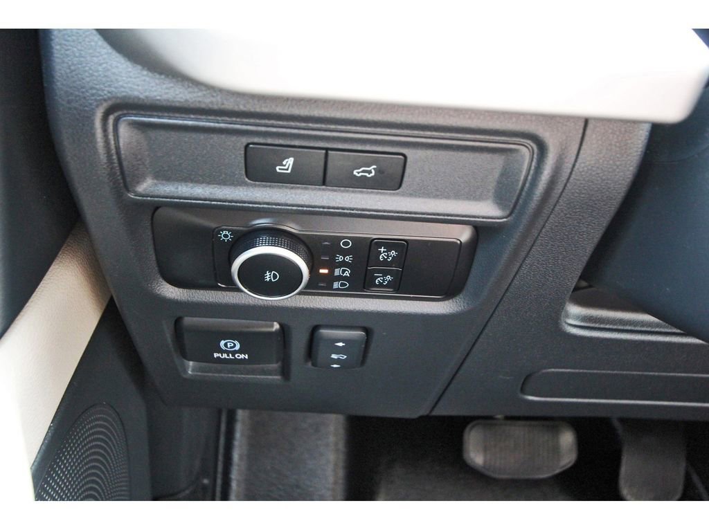 Certified 2024 Ford Expedition Max XLT image 22