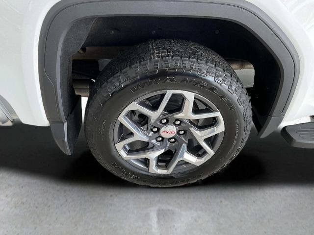 Used 2023 GMC Sierra 1500 SLT w/ SLT Premium Plus Package AWD/4WD image 33