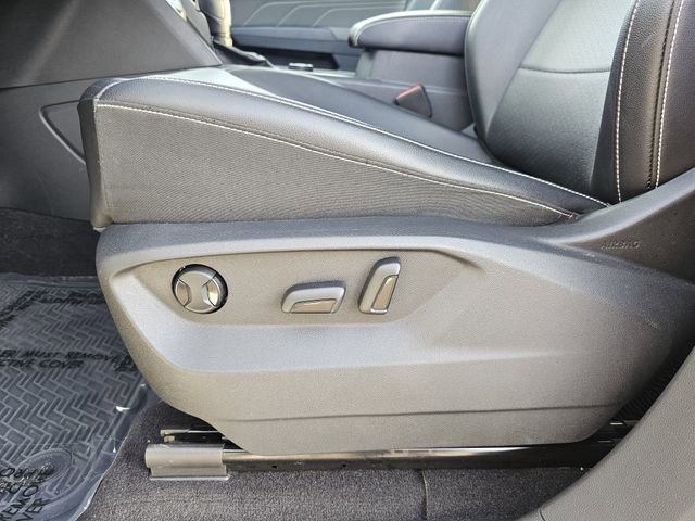 Used 2021 Volkswagen Atlas SE image 13