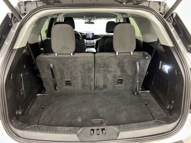 Certified 2020 Ford Explorer XLT w/ Comfort Package AWD/4WD image 20