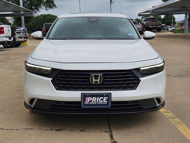 Used 2023 Honda Accord Touring video 2