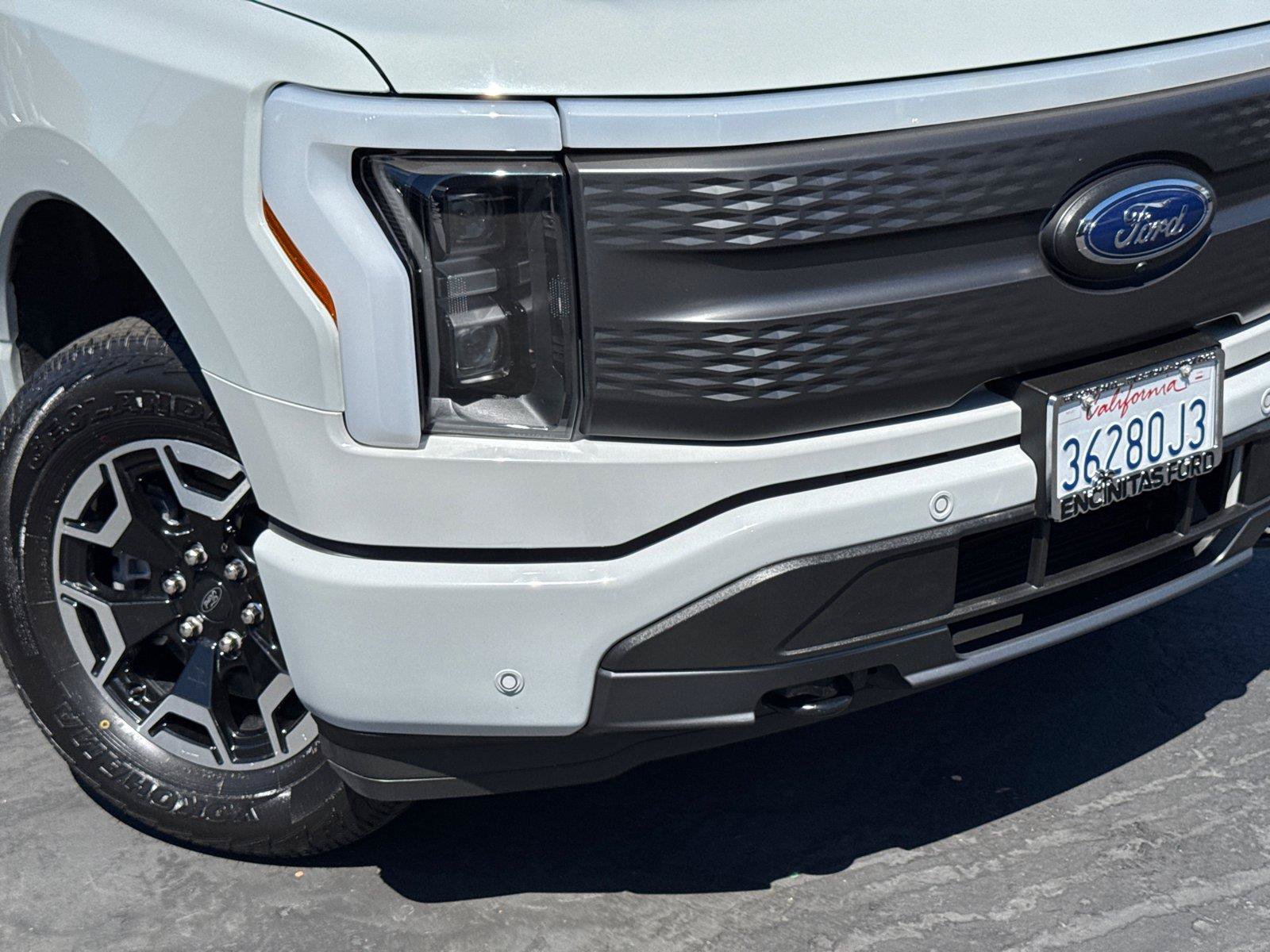 Certified 2023 Ford F150 Lightning XLT AWD/4WD image 3
