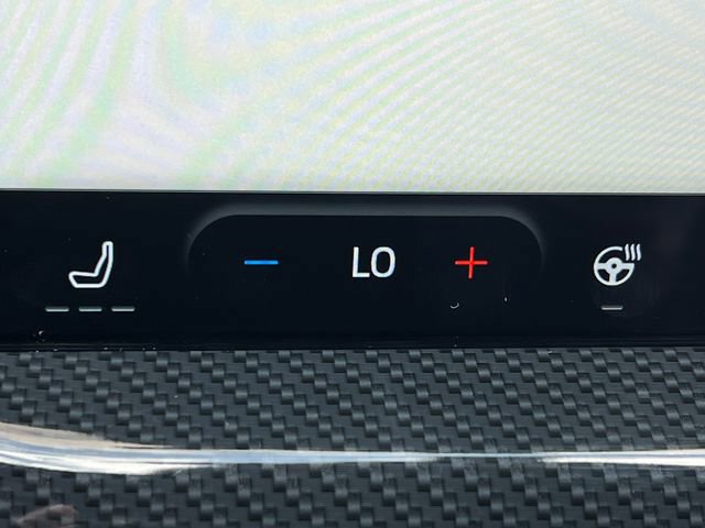 Certified 2024 Ford Escape ST-Line Elite w/ Premium Technology Package image 31