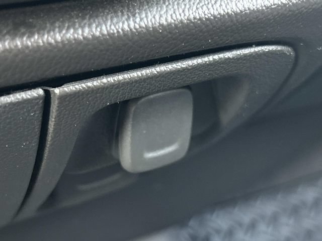 Used 2019 Chevrolet Silverado 1500 LT w/ All Star Edition AWD/4WD image 33