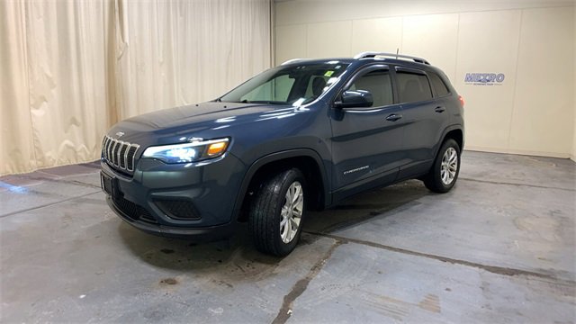 Used 2020 Jeep Cherokee Latitude w/ Cold Weather Group image 36