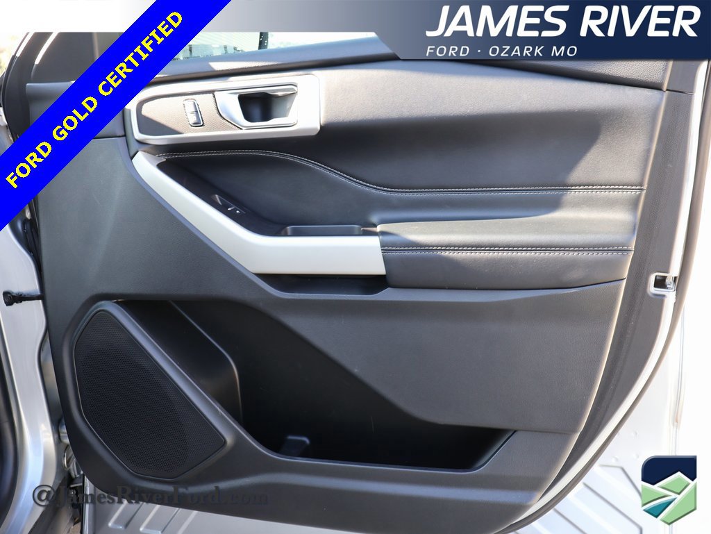 Certified 2022 Ford Explorer XLT image 8