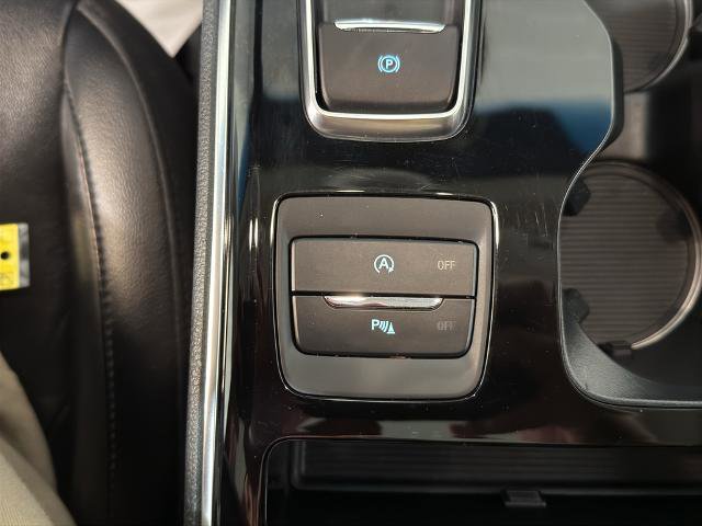 Certified 2020 Ford Edge Titanium FWD image 26