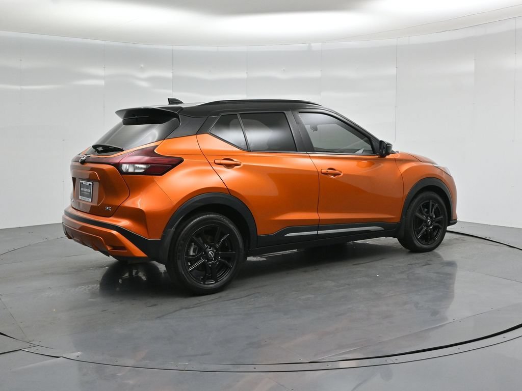 Used 2023 Nissan Kicks SR FWD image 23