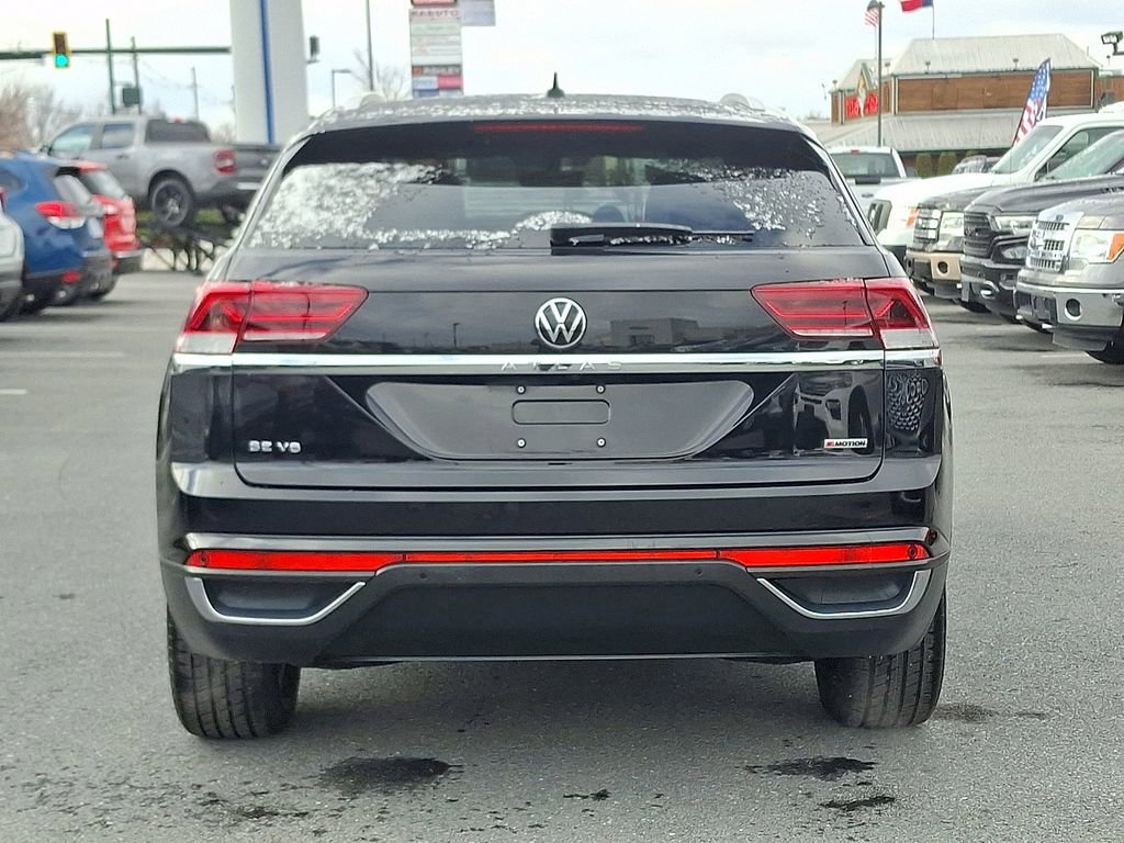 Used 2021 Volkswagen Atlas Cross Sport SE image 3