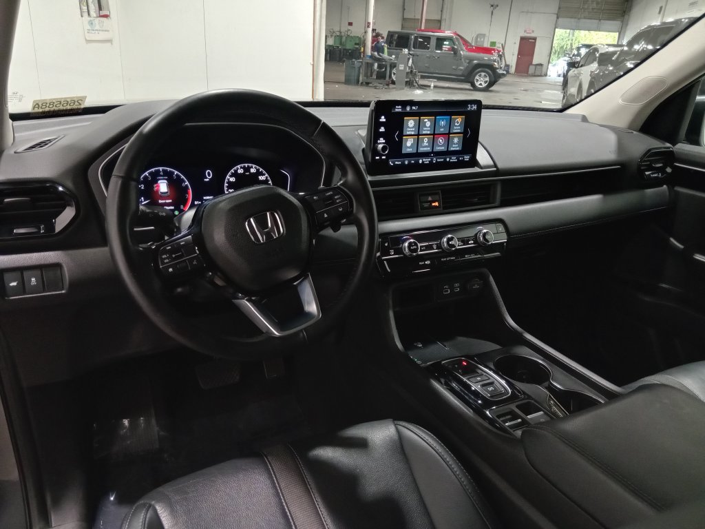 Used 2023 Honda Pilot EX-L image 15