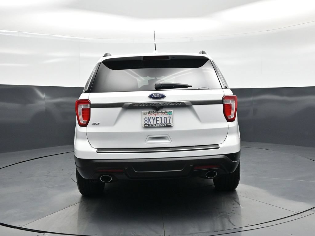 Certified 2019 Ford Explorer XLT w/ Equipment Group 202A FWD image 23