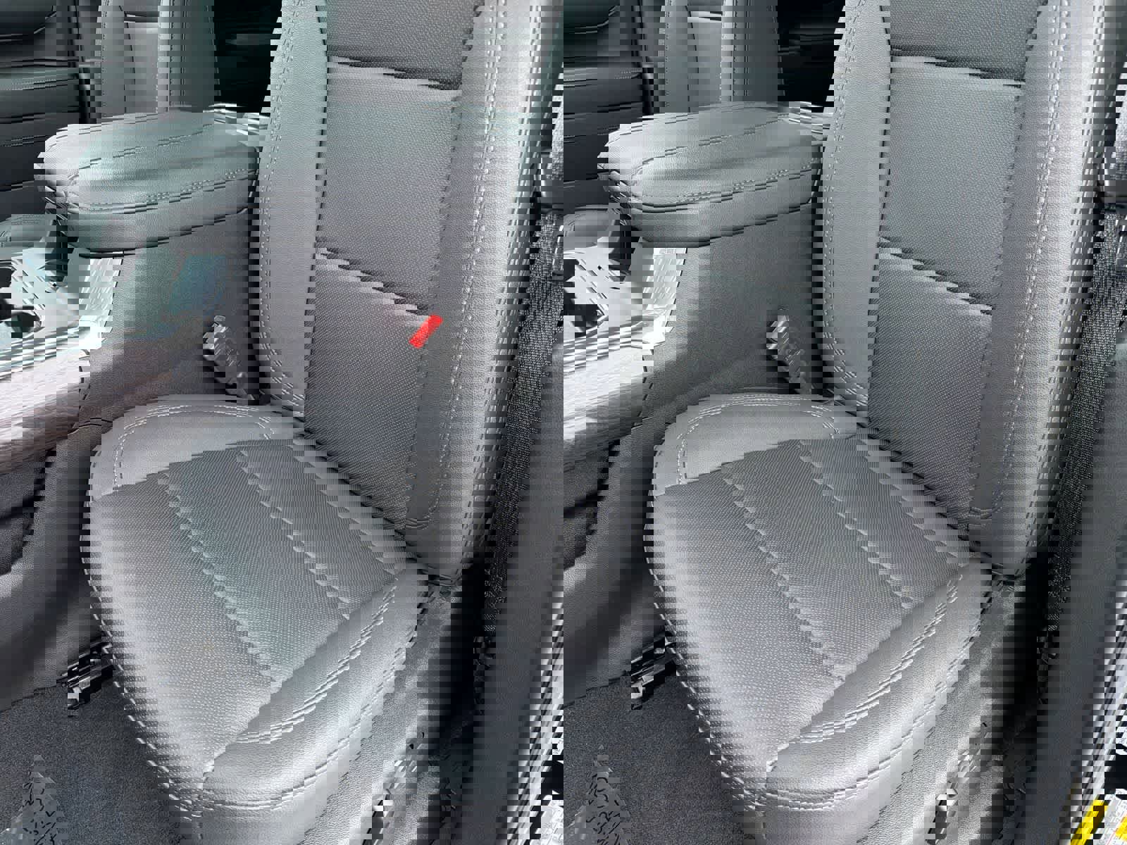 Used 2024 Chevrolet Silverado 2500 LTZ w/ LTZ Plus Package image 17