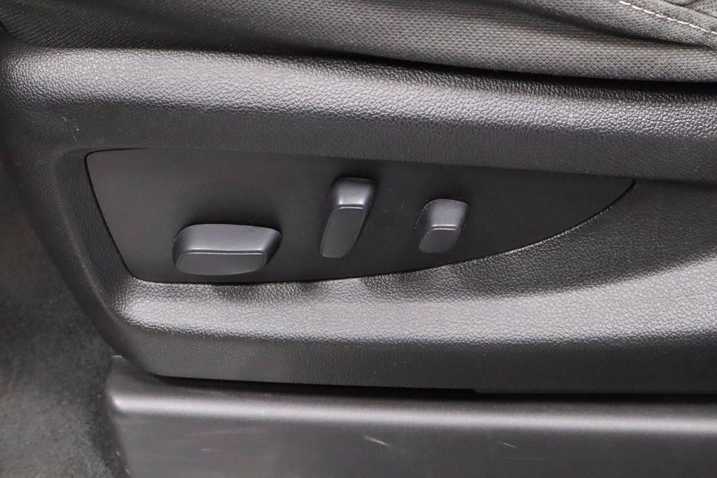 Used 2018 Chevrolet Silverado 1500 LT w/ All Star Edition image 25