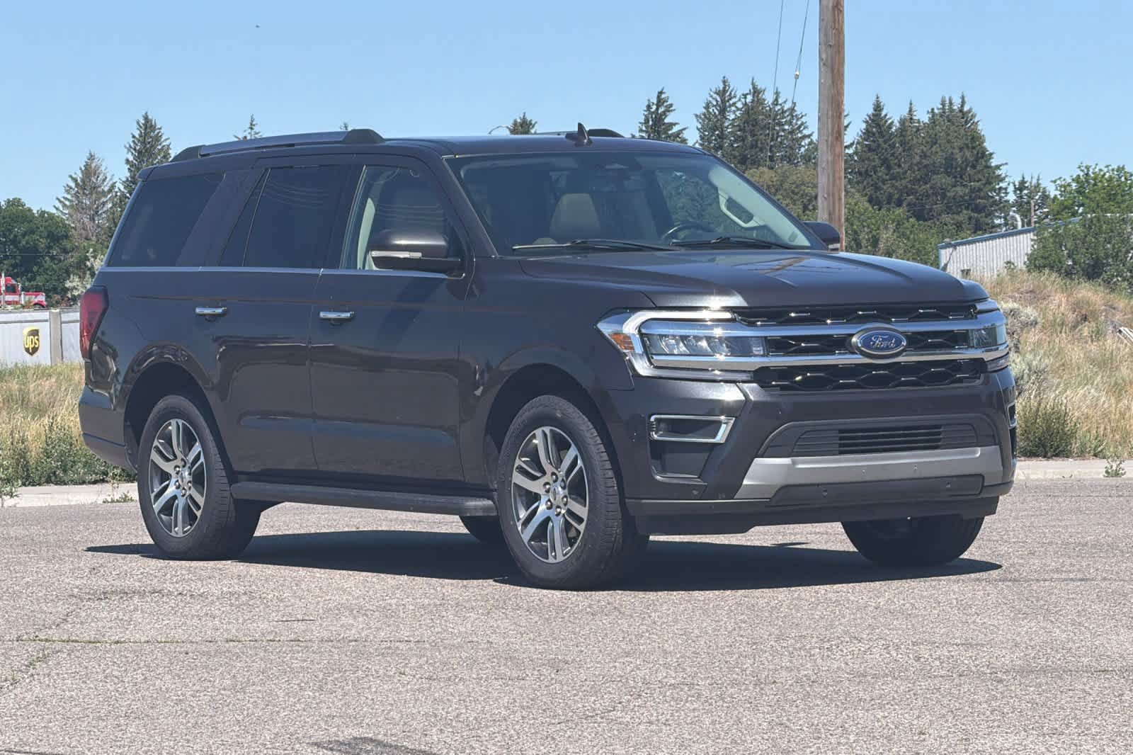 Certified 2024 Ford Expedition Limited AWD/4WD image 9