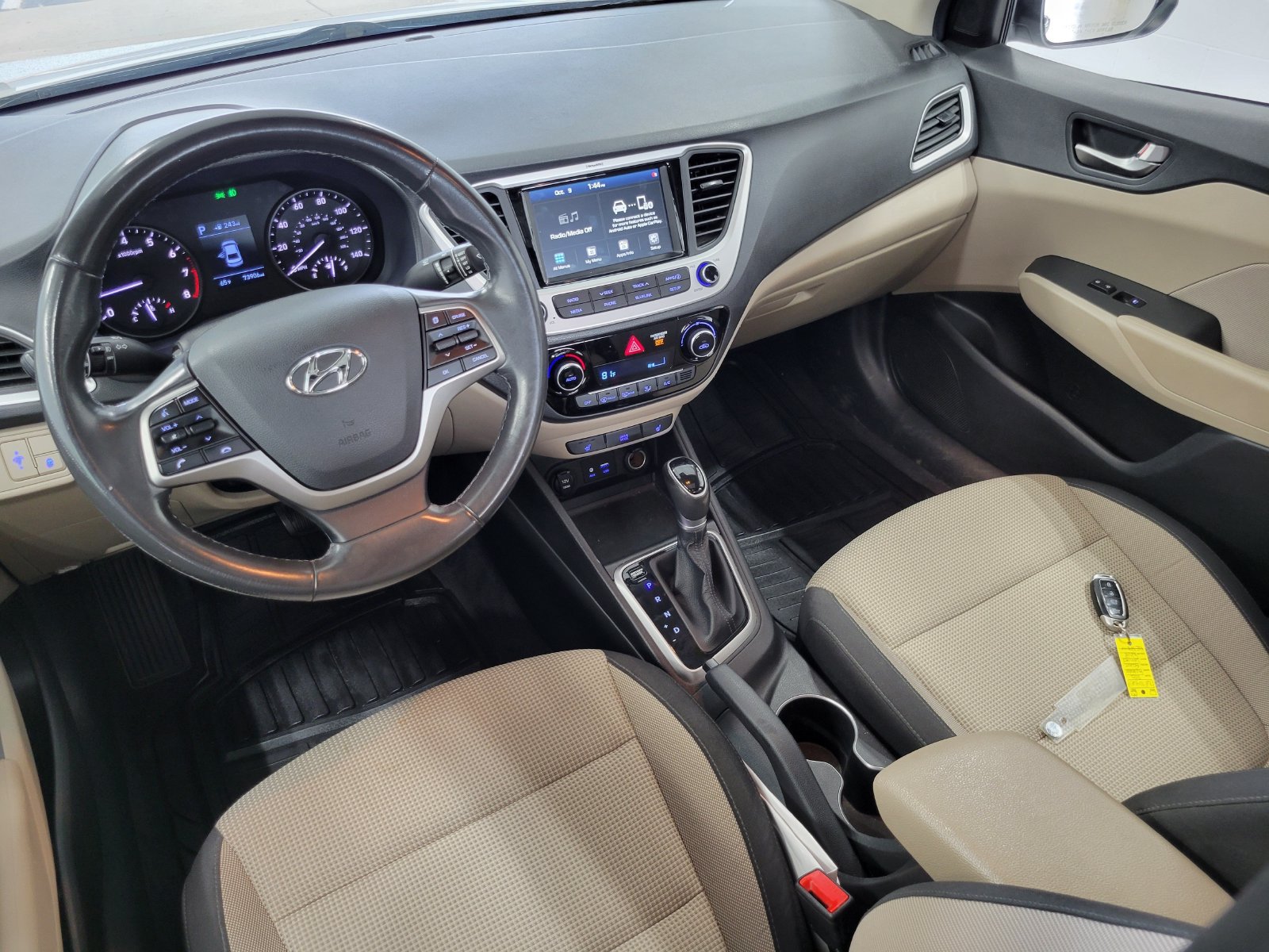 Used 2022 Hyundai Accent Limited FWD image 26