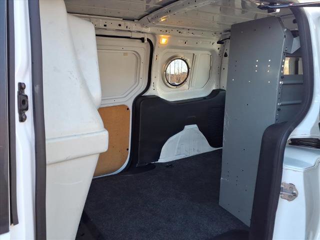 Certified 2019 Ford Transit Connect XL image 17