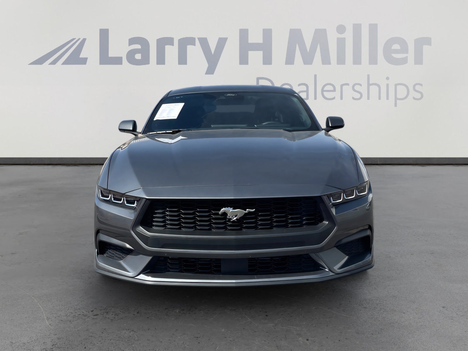 Certified 2025 Ford Mustang Coupe RWD image 8