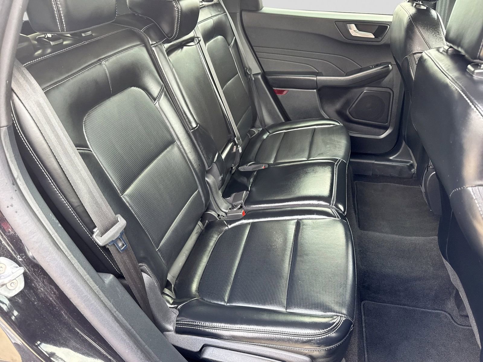 Certified 2025 Ford Escape Platinum image 19