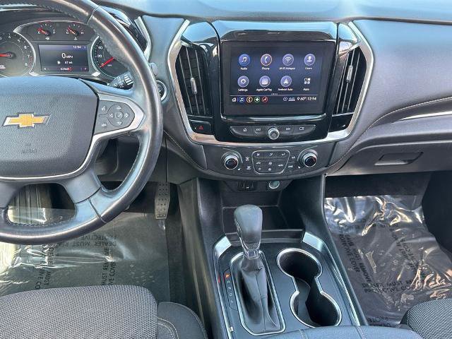 Used 2021 Chevrolet Traverse LT image 12