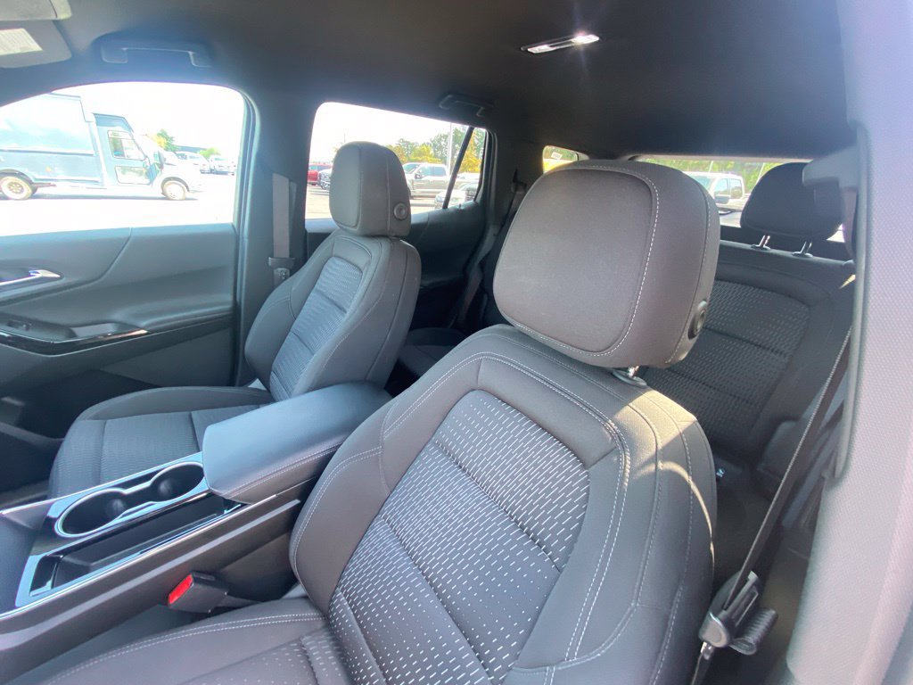 Used 2025 Chevrolet Equinox LT FWD image 21