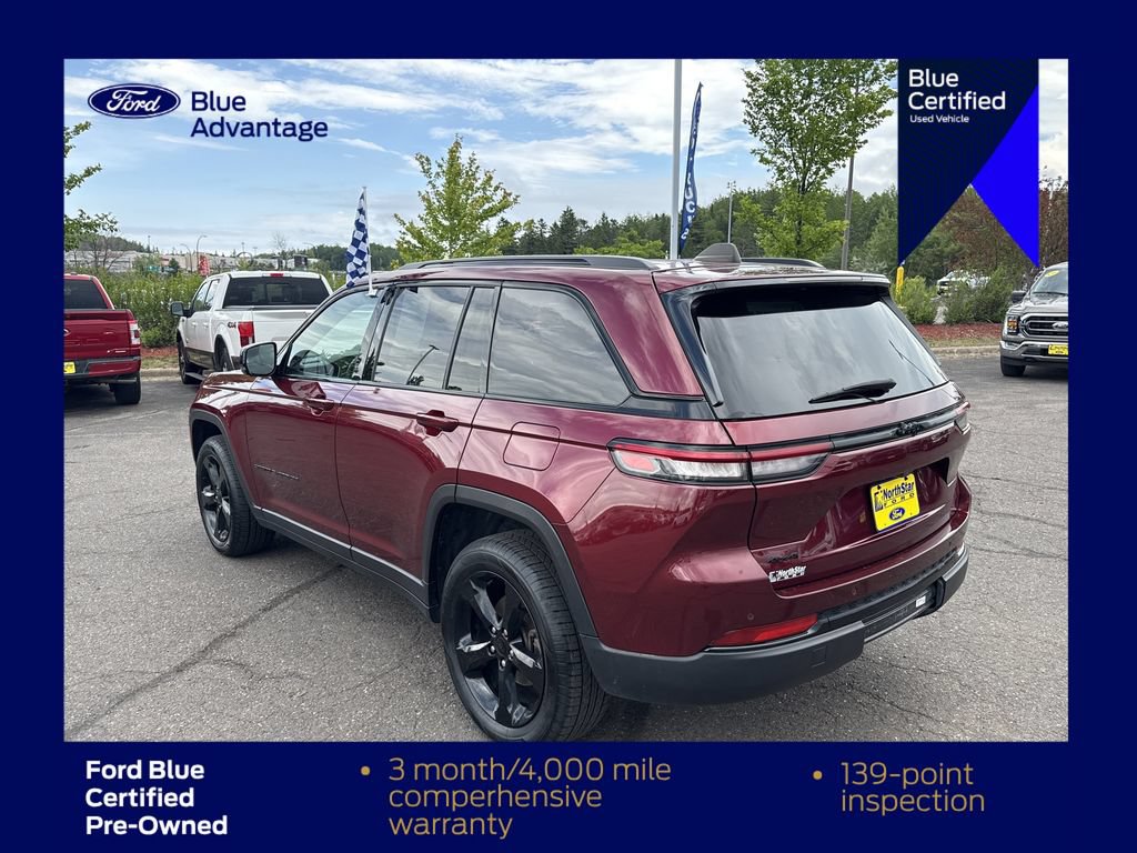 Used 2023 Jeep Grand Cherokee Altitude AWD/4WD image 9