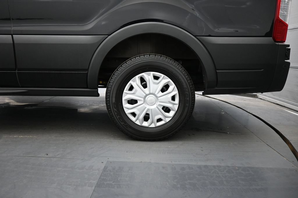 Certified 2023 Ford Transit 350 XLT RWD image 17