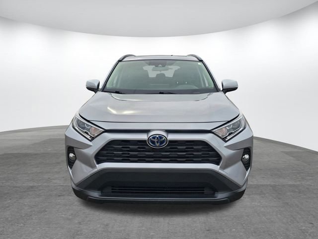 Used 2019 Toyota RAV4 XLE image 2