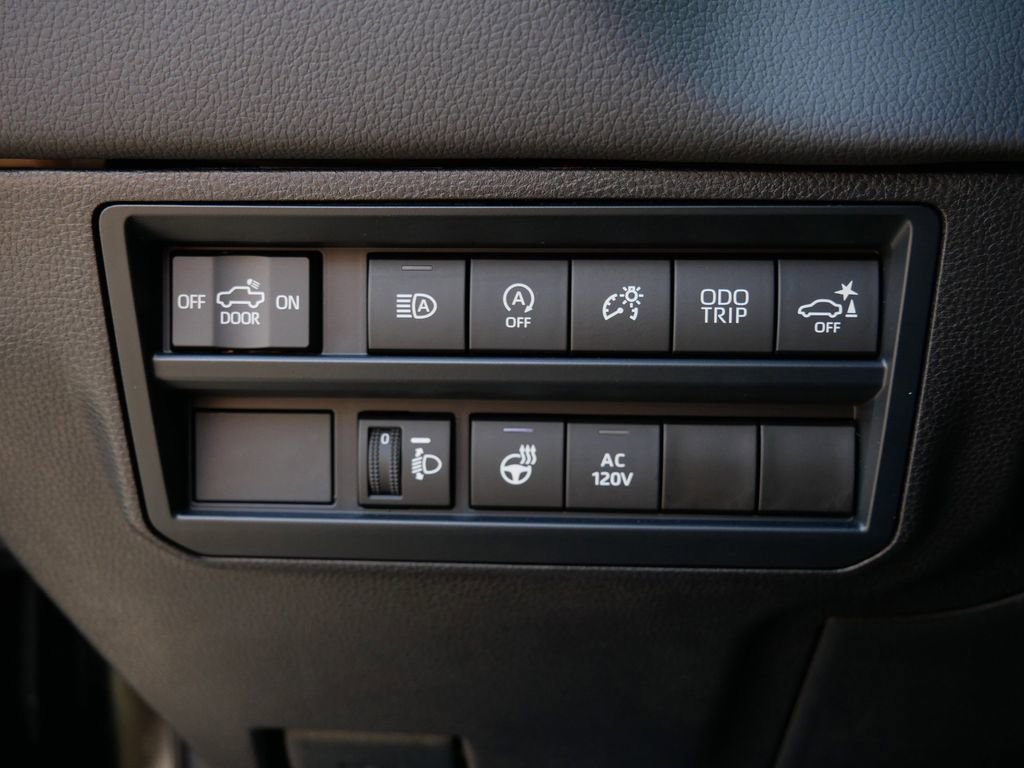 Used 2024 Toyota Tundra Limited w/ Power Package AWD/4WD image 17