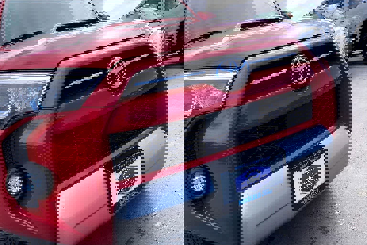 Used 2024 Toyota 4Runner TRD Off-Road image 33