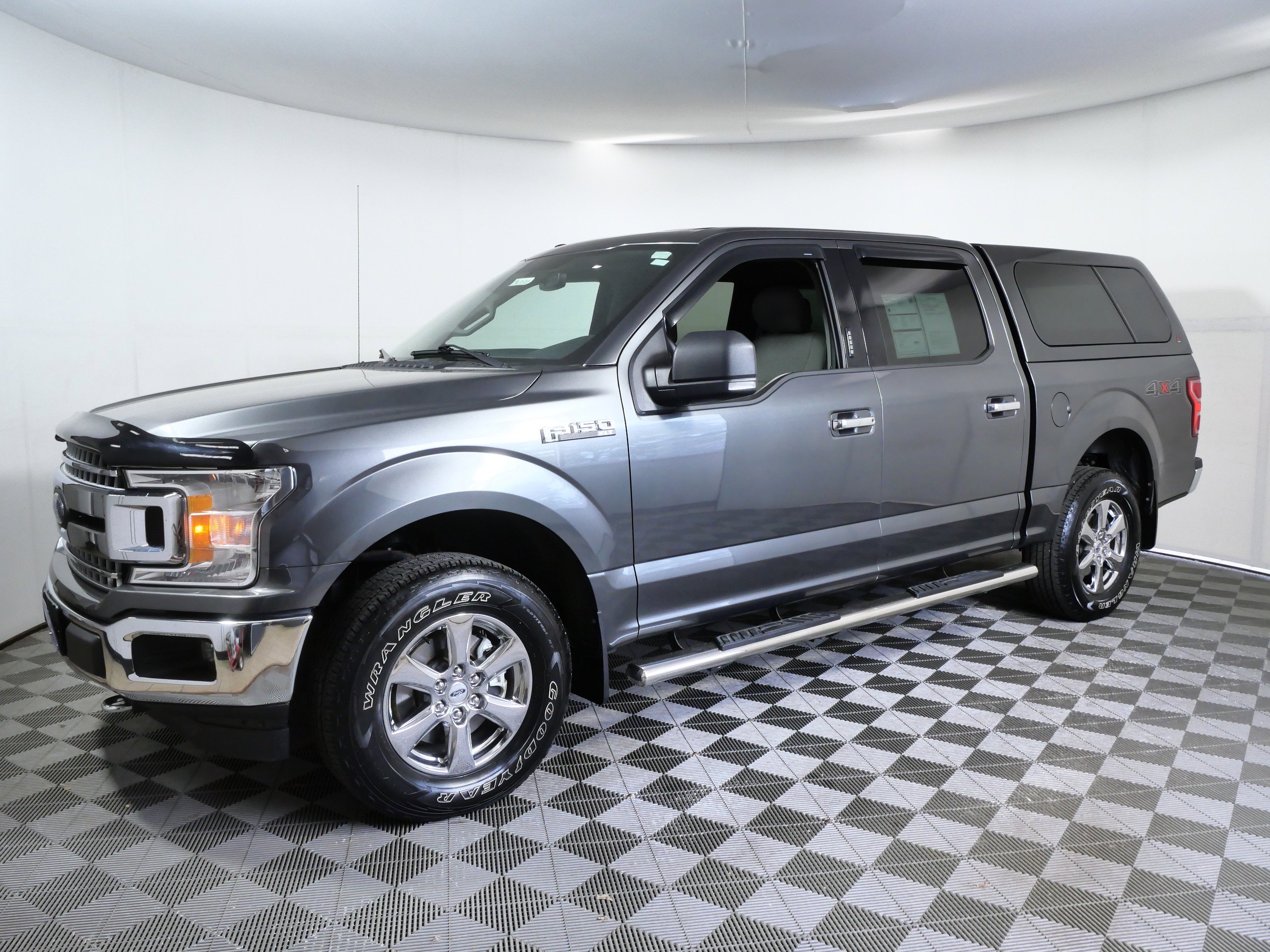Certified 2018 Ford F150 XLT w/ Equipment Group 302A Luxury AWD/4WD image 5